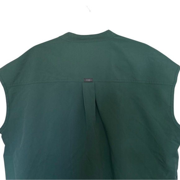 Figs Rafaela Oversized Scrub Top - Picture 7 of 9